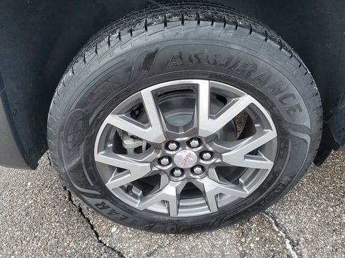 Used 2020 GMC Acadia SLE w/ Driver Convenience Package image 38