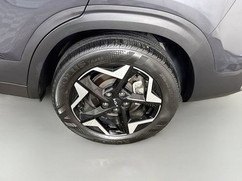 Certified 2024 Kia Seltos EX AWD/4WD image 36