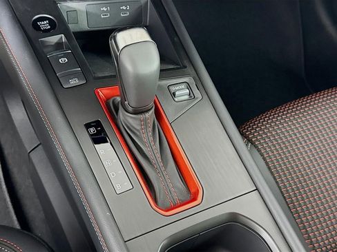 New 2026 Nissan Kicks SR FWD image 17