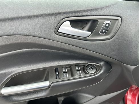 Used 2019 Ford Escape SE AWD/4WD image 23