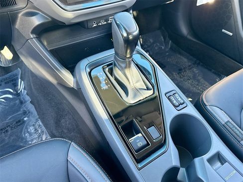 Certified 2025 Subaru Crosstrek 2.5i Limited w/ Popular Package #3A image 16