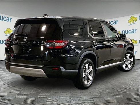 Used 2025 Honda Pilot EX-L image 6