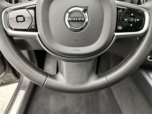 Certified 2024 Volvo XC60 T8 Plus w/ Protection Package Premier image 14