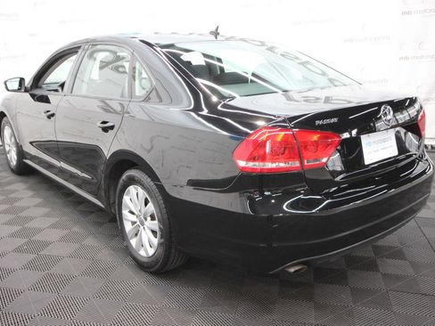 Used 2013 Volkswagen Passat 2.5 S FWD image 4