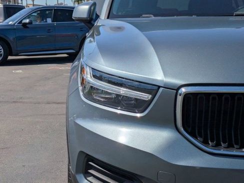 Used 2019 Volvo XC40 T5 Momentum AWD/4WD image 10