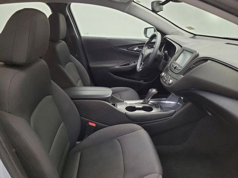 Used 2017 Chevrolet Malibu LT FWD image 21