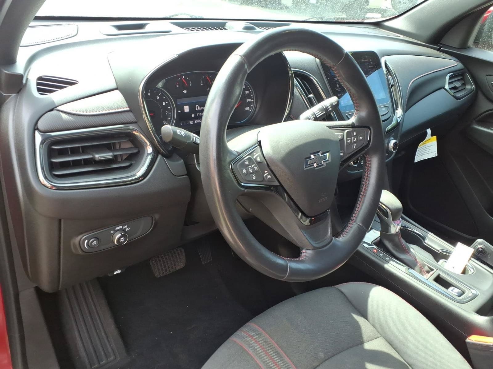 Used 2022 Chevrolet Equinox RS w/ Infotainment Package FWD image 19