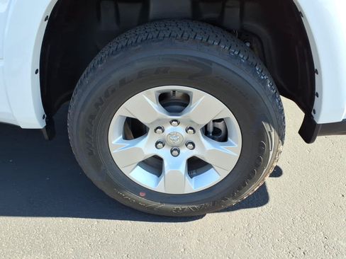 Used 2025 RAM 1500 Big Horn AWD/4WD image 11