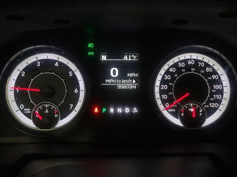 Used 2018 RAM 1500 Express w/ Express Value Package image 23