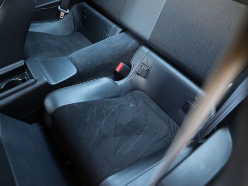 Used 2023 Toyota GR86 Premium image 15