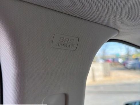 Used 2022 Subaru Ascent Touring image 41