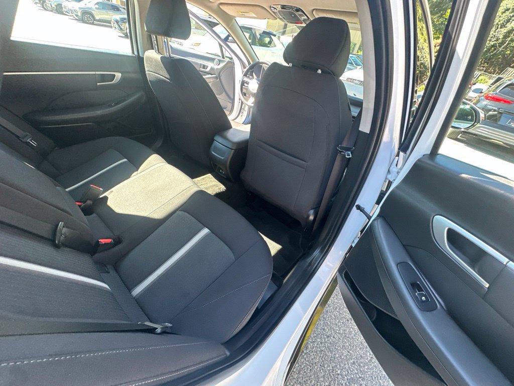 Used 2025 Hyundai Sonata SEL AWD/4WD image 29