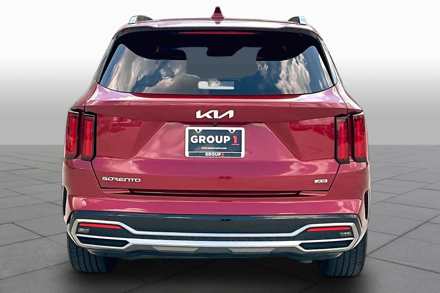 Certified 2023 Kia Sorento SX AWD/4WD image 5