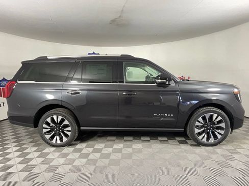 New 2026 Ford Expedition Platinum w/ Driver's Package AWD/4WD image 2