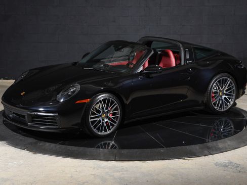 Used 2022 Porsche 911 Targa 4S AWD/4WD image 11