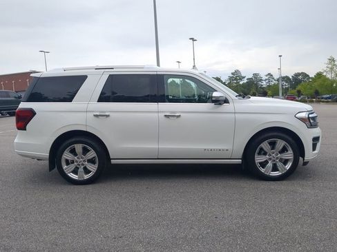 Certified 2023 Ford Expedition Platinum AWD/4WD image 3