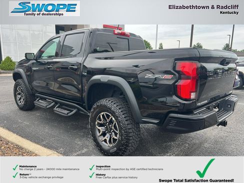 Used 2025 Chevrolet Colorado ZR2 w/ Technology Package AWD/4WD image 5