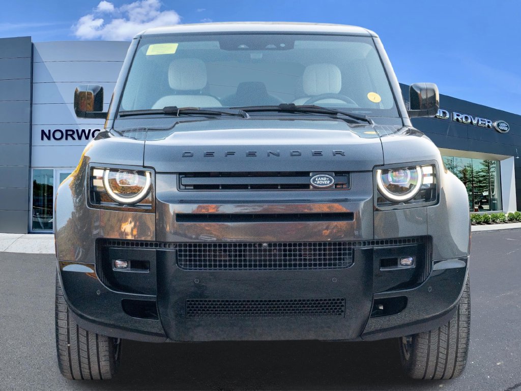 Used 2026 Land Rover Defender 110 V8 AWD/4WD image 2