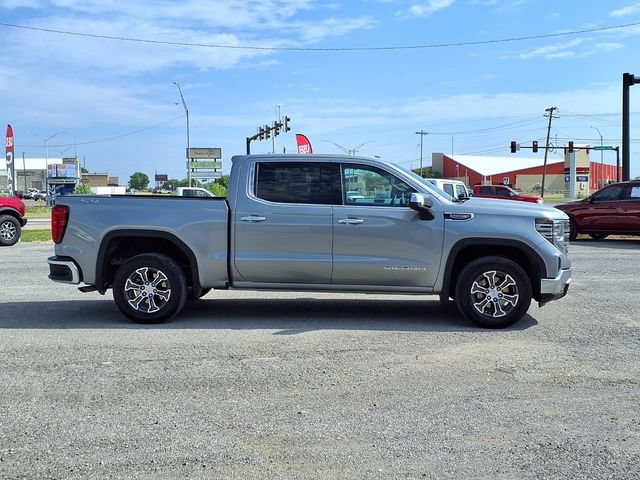 Used 2025 GMC Sierra 1500 SLT AWD/4WD image 2