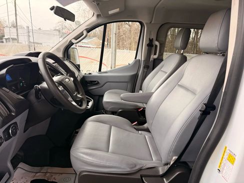 Used 2019 Ford Transit 150 XL image 15