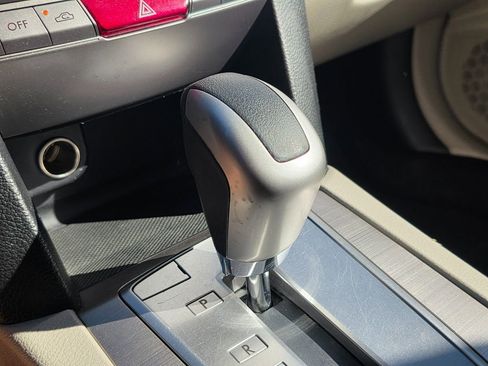 Used 2012 Subaru Legacy 2.5i Limited image 39