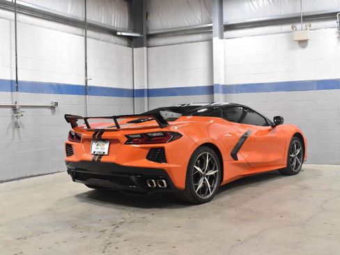 Used 2021 Chevrolet Corvette Stingray Premium Conv w/ Z51 Performance Package RWD image 20