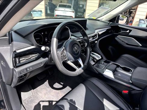 Used 2023 Acura MDX SH-AWD image 16