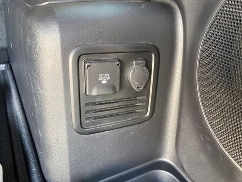 Used 2023 Toyota 4Runner Limited image 32