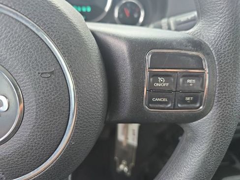 Used 2015 Jeep Wrangler Unlimited Sport image 17