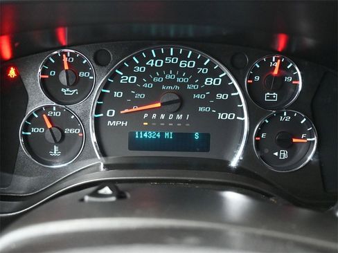 Used 2020 Chevrolet Express 2500 w/ Driver Convenience Package image 7