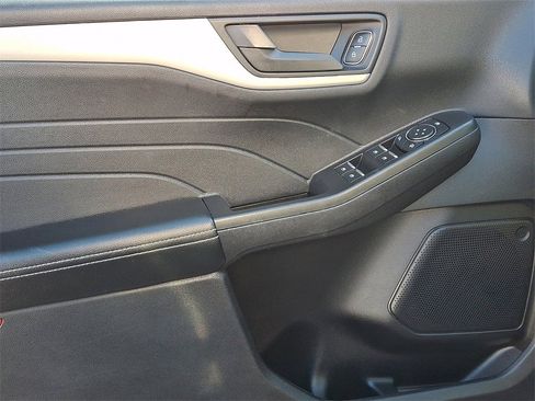 Used 2022 Ford Escape SE w/ Convenience Package image 13