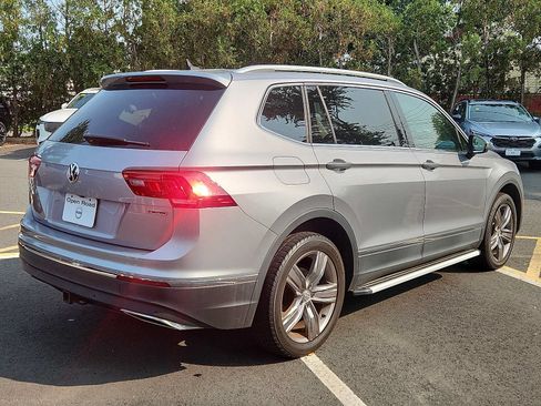 Used 2021 Volkswagen Tiguan SEL AWD/4WD image 6