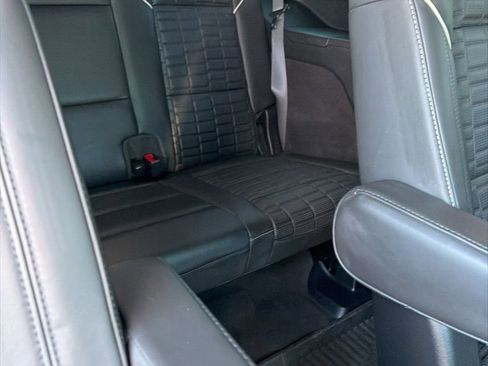 Used 2024 Cadillac Escalade Sport Platinum w/ LPO, ONYX Package AWD/4WD image 17
