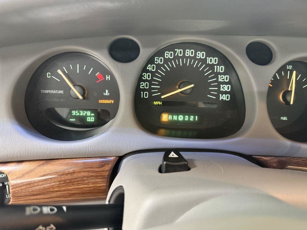 Used 2003 Buick Le Sabre Custom FWD image 12