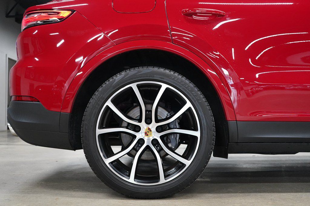 Used 2021 Porsche Cayenne Coupe AWD/4WD image 38