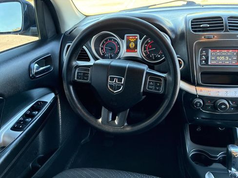 Used 2018 Dodge Journey SE w/ Blacktop Package image 34