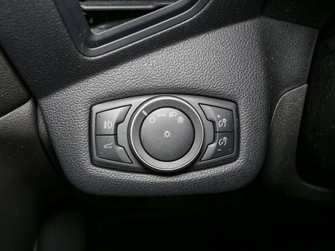 Used 2018 Ford Escape SE image 30