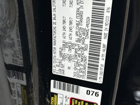 Certified 2025 Toyota Tacoma SR5 AWD/4WD image 33