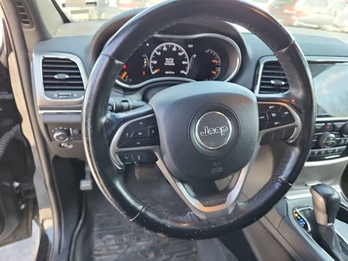 Used 2019 Jeep Grand Cherokee Limited w/ Luxury Group II image 12