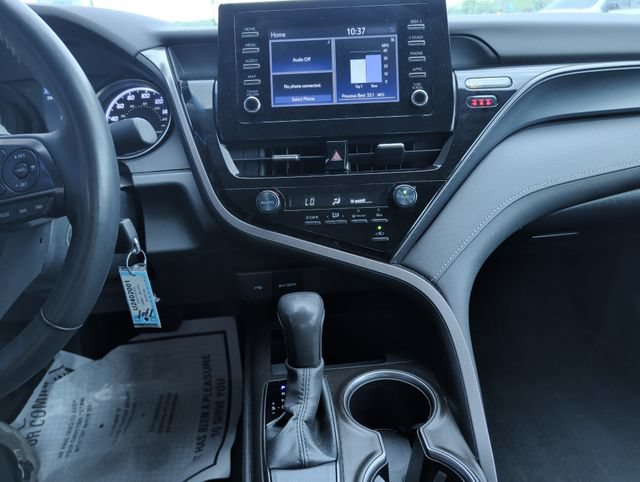 Used 2024 Toyota Camry SE FWD image 17