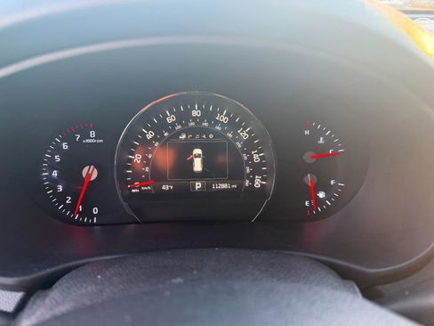 Used 2016 Kia Sorento SX image 16