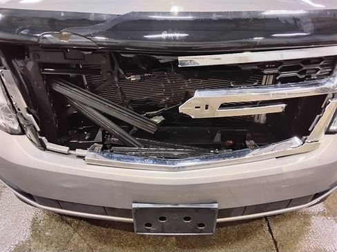 Used 2018 Chevrolet Tahoe LT image 18