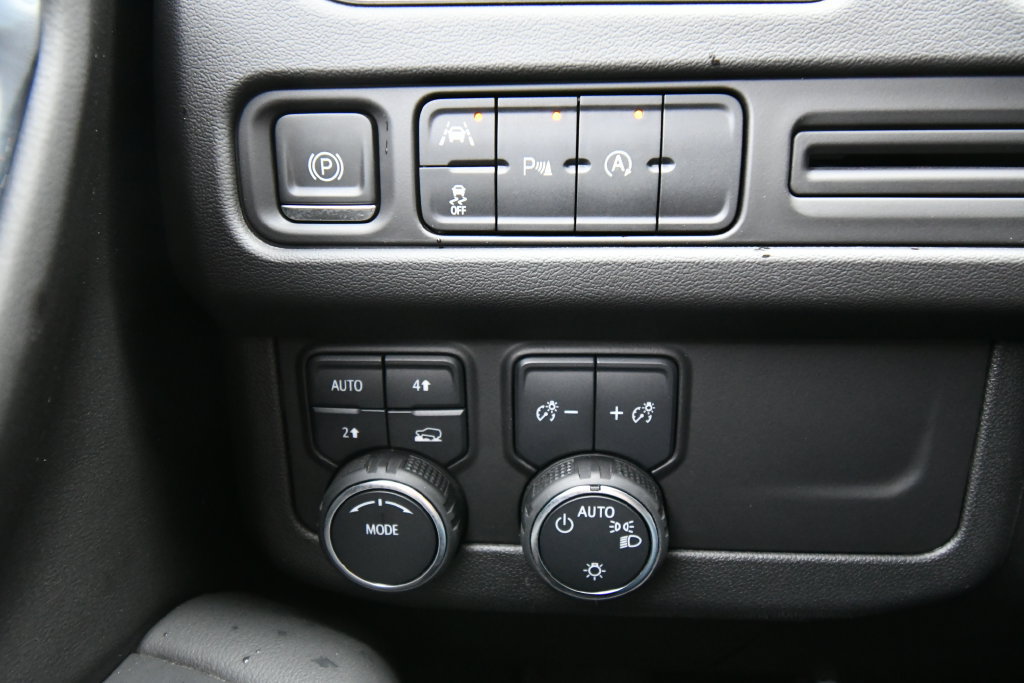 Used 2023 Chevrolet Tahoe RST AWD/4WD image 21