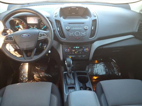 Used 2018 Ford Escape SE image 18