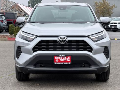 New 2025 Toyota RAV4 LE image 10