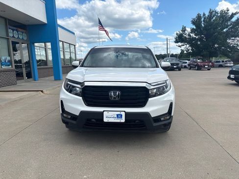 Used 2023 Honda Ridgeline RTL-E image 2