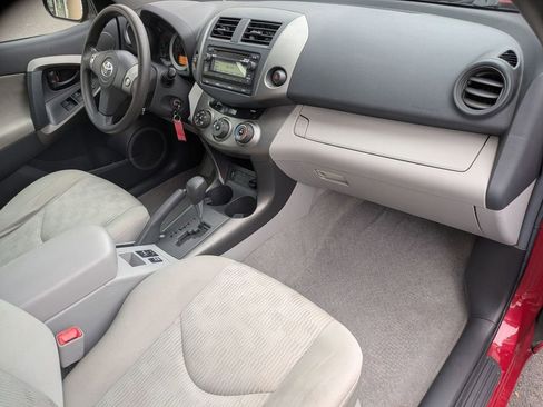 Used 2012 Toyota RAV4 4WD w/ Value Pkg image 24