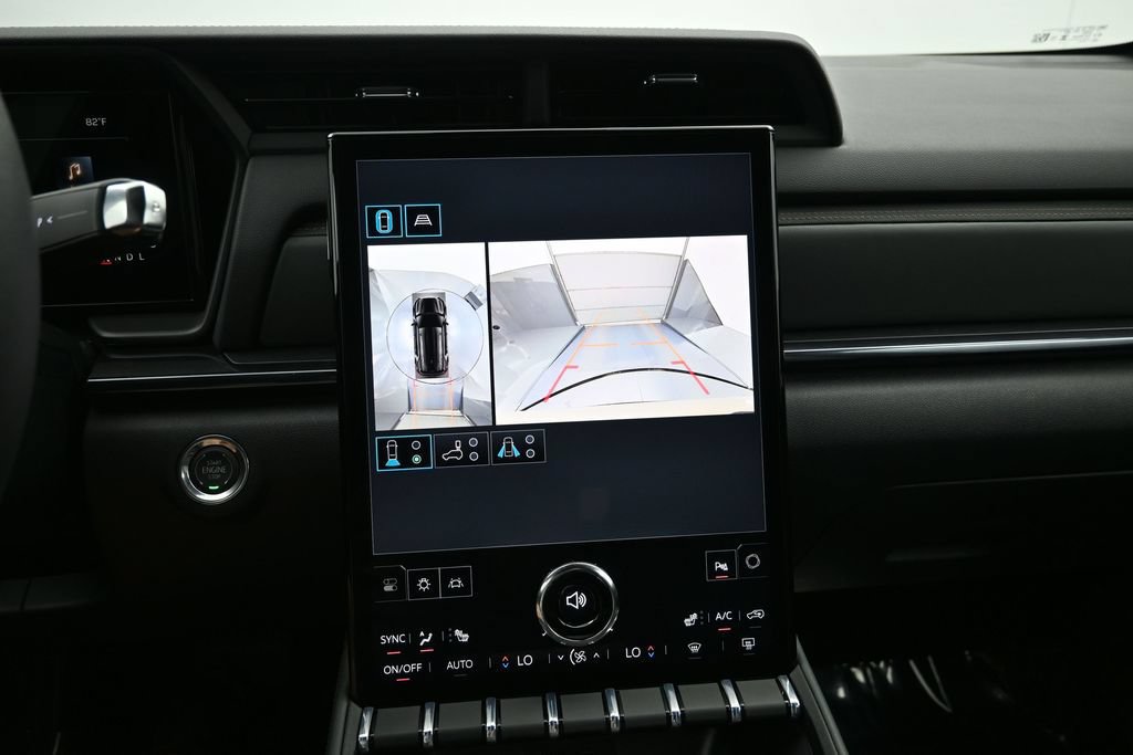 Used 2026 GMC Terrain AT4 w/ Technology Package II AWD/4WD image 17