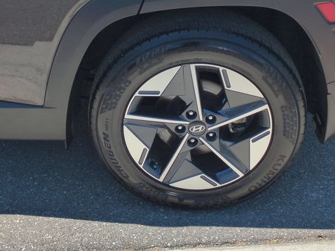 Used 2025 Hyundai Tucson SEL FWD image 31