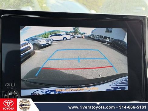 Used 2023 Toyota Corolla SE w/ Carpet Mat Package (TMS) FWD image 22